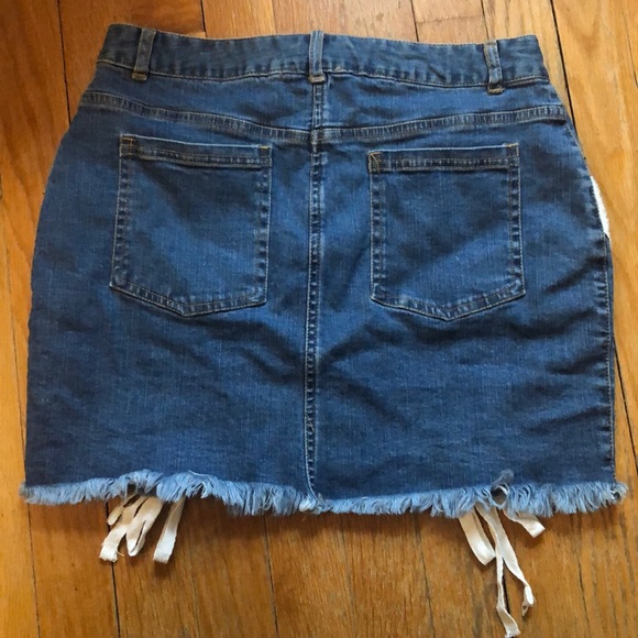 Jean skirt! - Picture 2 of 3